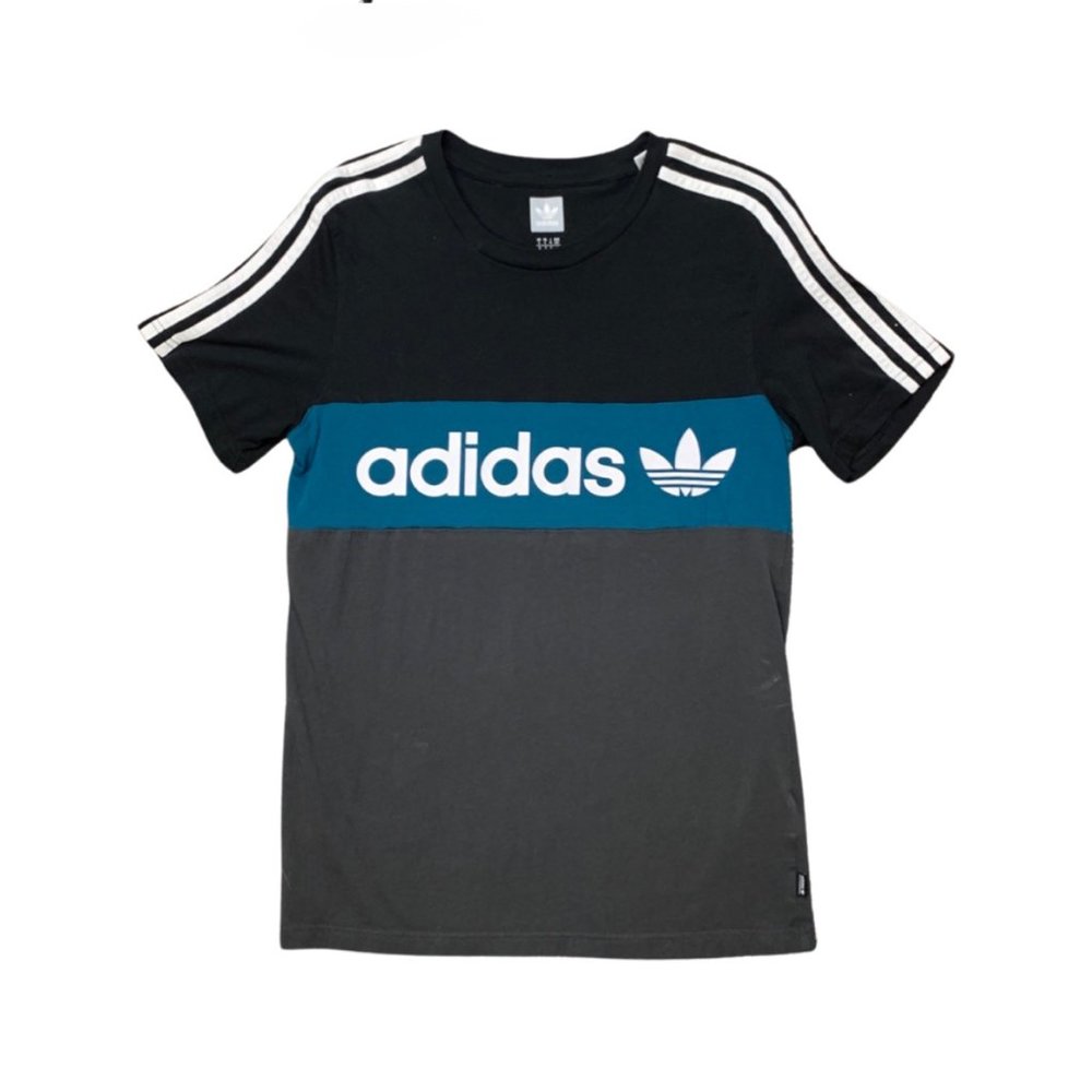 Adidas Tee, Size S